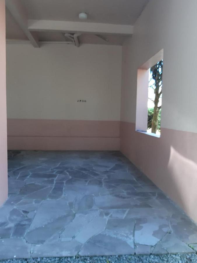 Confortavel Apartamento Proximo Ao Lago Negro Appartement Gramado Buitenkant foto